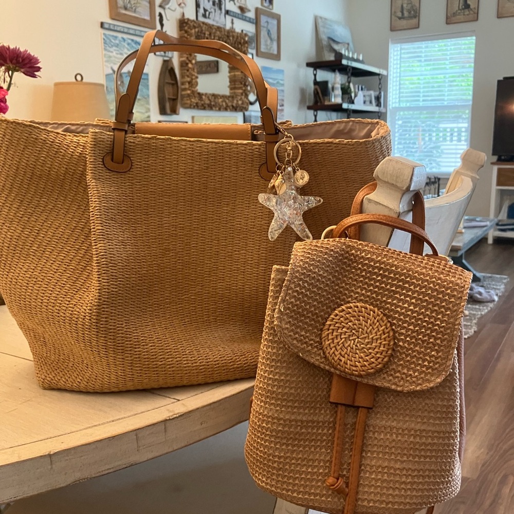 H&M NWOT Woven Straw Tote With Mini🌻🌞🌻🌞🌻🌞🌻🌞🌻🌞🌻🌞🌻